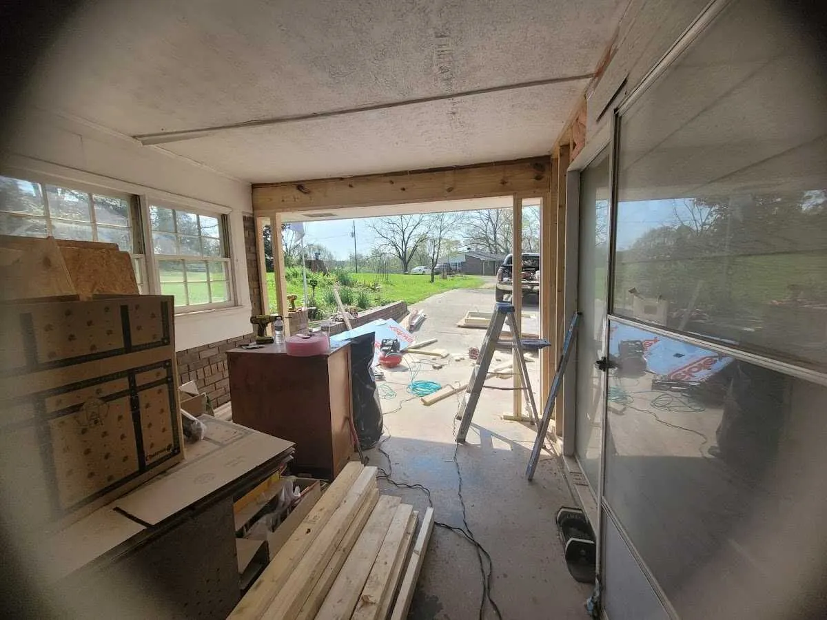 Air movers and dehumidifier for Drying & Dehumidification in Neshannock